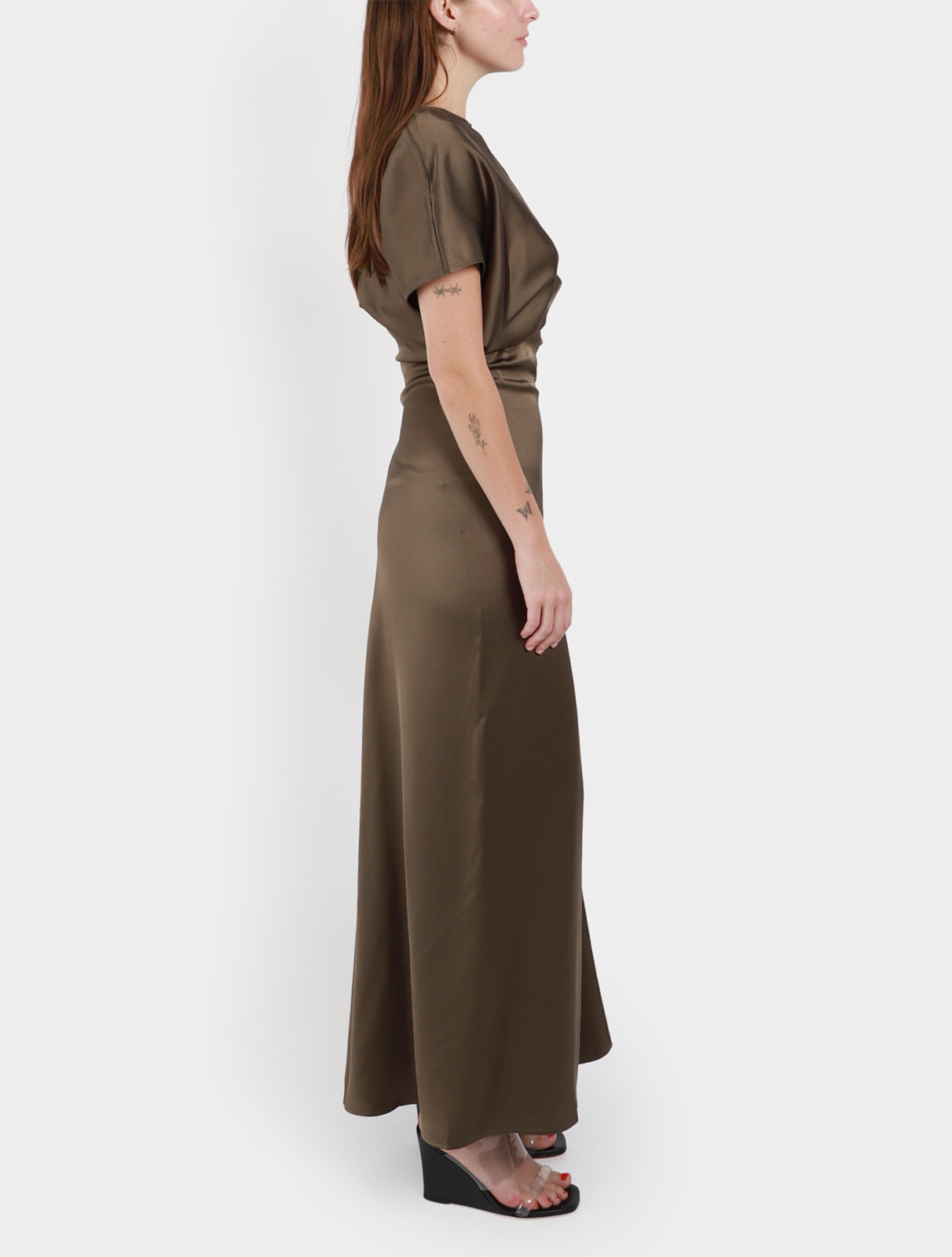toteme-slouch-waist-dress-bay-leaf_2